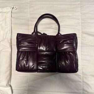 Brand New Bottega Veneta Medium Arco Tote  Purple Women's Handbag